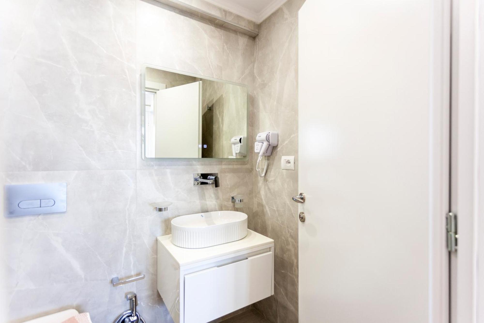 Ionio Rooms Himare Exterior foto